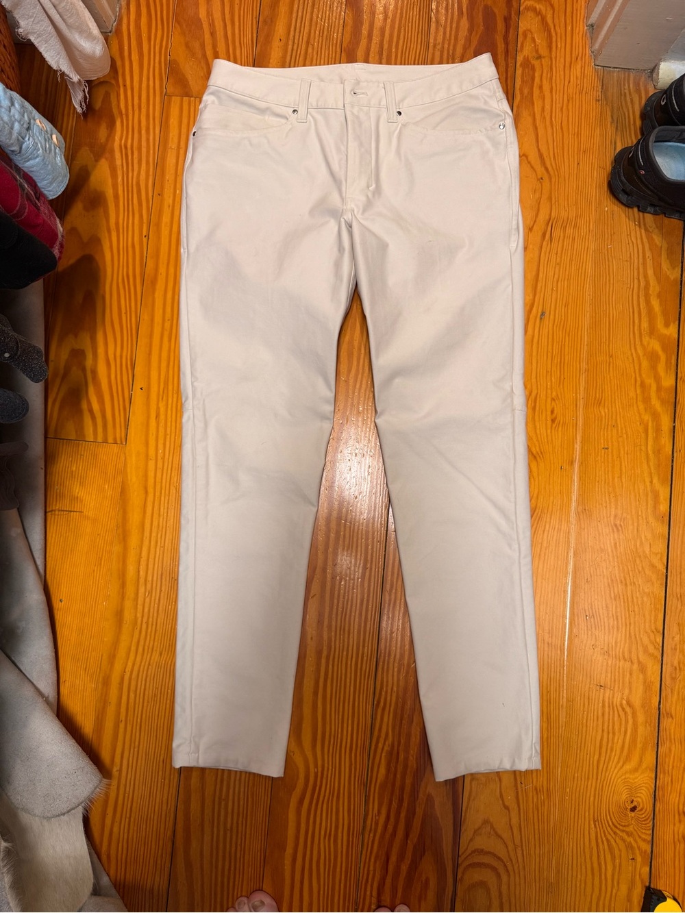 lululemon athletica Men's Chino Pants